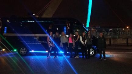 16 seat minibus and party bus hire for Middlesbrough, Newcastle, Sunderland, and the north east of England. Cheap limo and party bus hire.